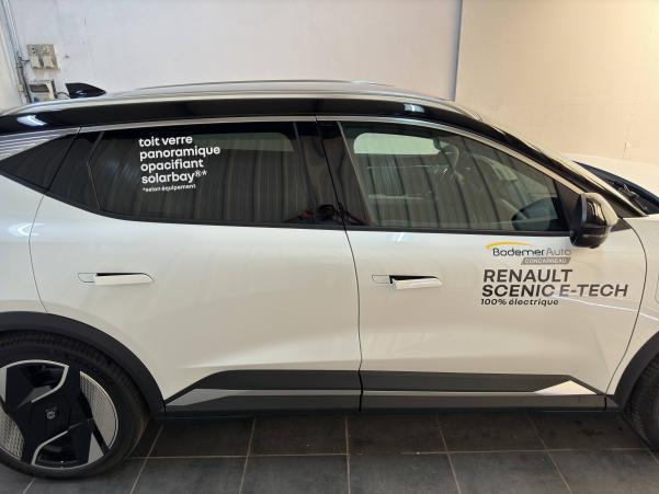 Vente en ligne Renault Scenic E-Tech Scenic E-Tech electrique 220 ch grande autonomie au prix de 50 490 €