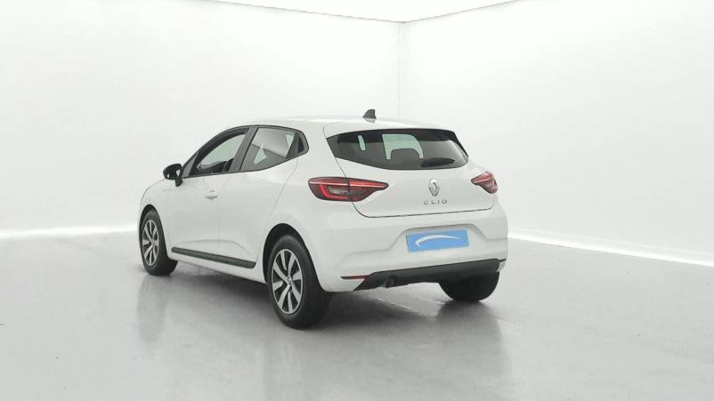 Vente en ligne Renault Clio 5 Clio TCe 90 au prix de 15 990 €