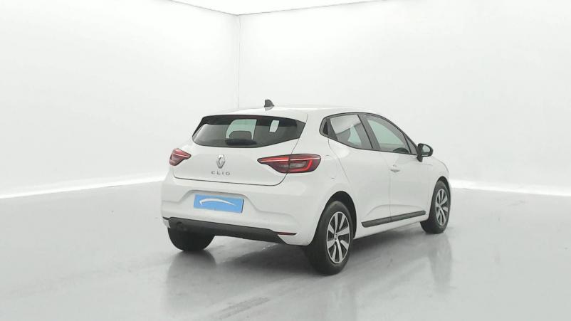 Vente en ligne Renault Clio 5 Clio TCe 90 au prix de 15 990 €