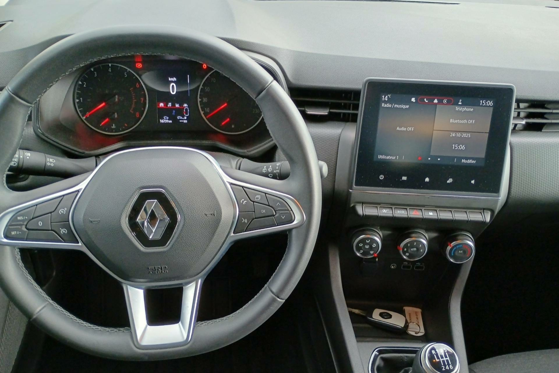 Vente en ligne Renault Clio 5 Clio TCe 90 au prix de 13 990 €