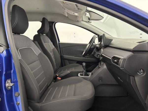 Vente en ligne Dacia Sandero  ECO-G 100 au prix de 16 670 €