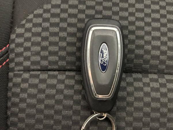Vente en ligne Ford Puma  1.0 EcoBoost 125 ch mHEV S&S BVM6 au prix de 17 990 €