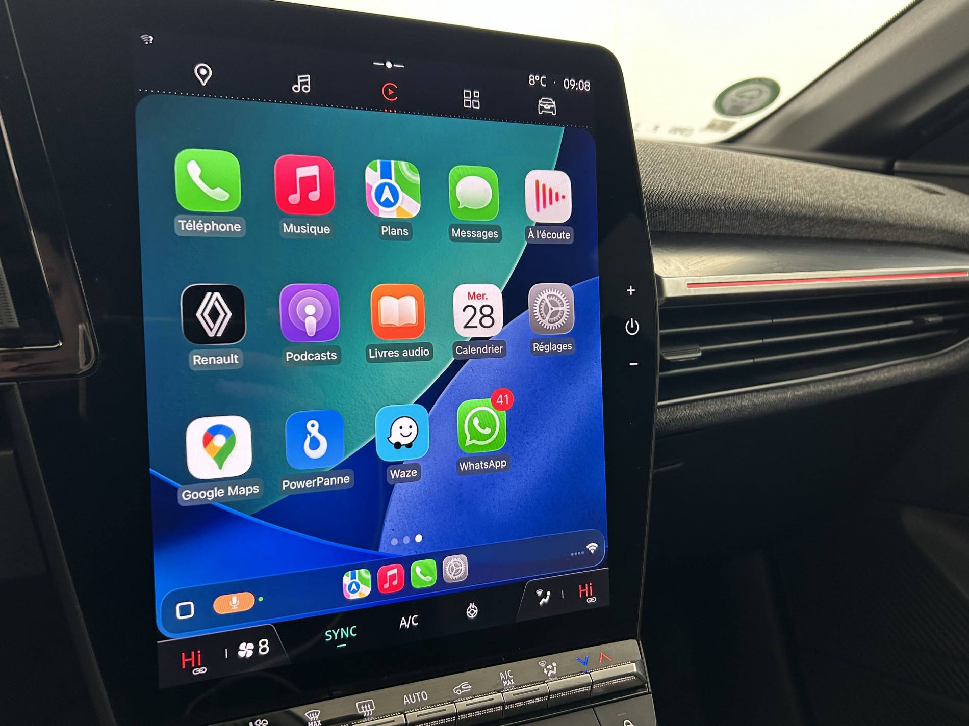 Vente en ligne Renault Megane E-Tech  EV60 220 ch super charge au prix de 25 990 €