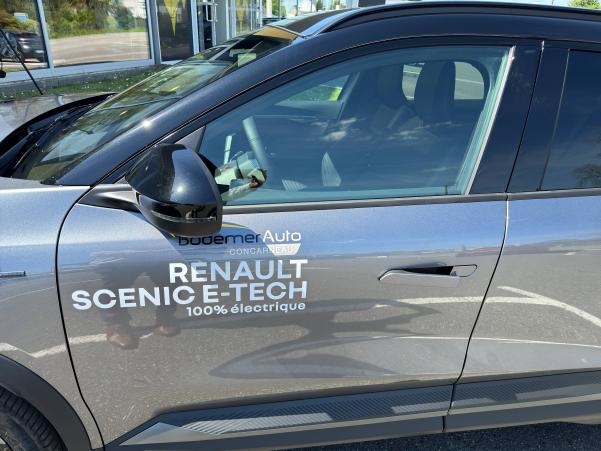 Vente en ligne Renault Scenic E-Tech Scenic E-Tech electrique 220 ch grande autonomie au prix de 46 500 €