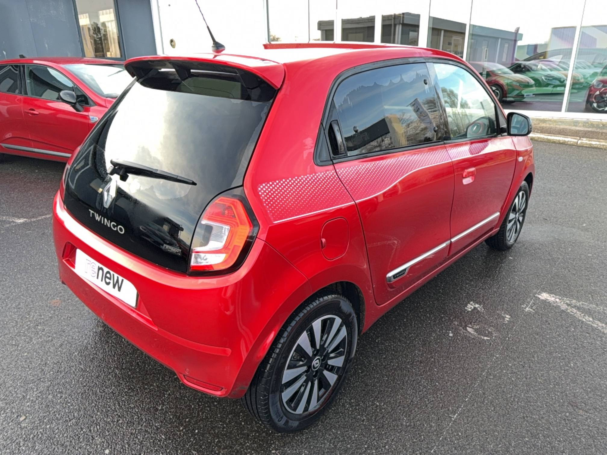 Vente en ligne Renault Twingo Electrique Twingo III E-Tech au prix de 12 850 €