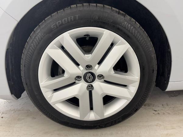 Vente en ligne Renault Clio 5 Clio TCe 90 au prix de 14 750 €