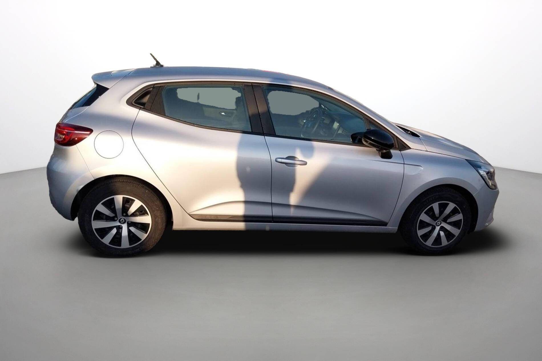 Vente en ligne Renault Clio 5 Clio TCe 90 au prix de 14 670 €