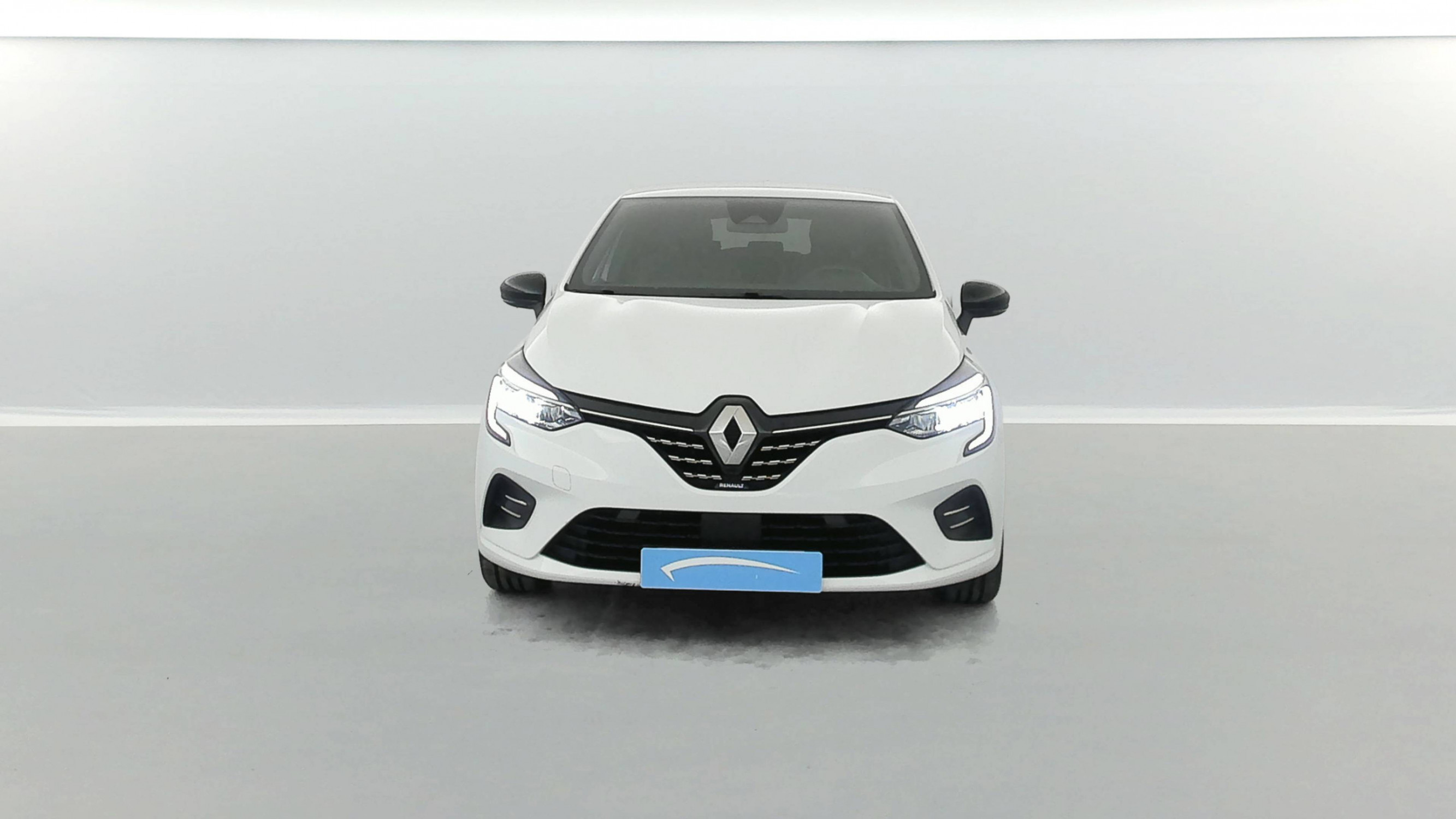 Vente en ligne Renault Clio 5 Clio E-Tech full hybrid 145 au prix de 16 740 €