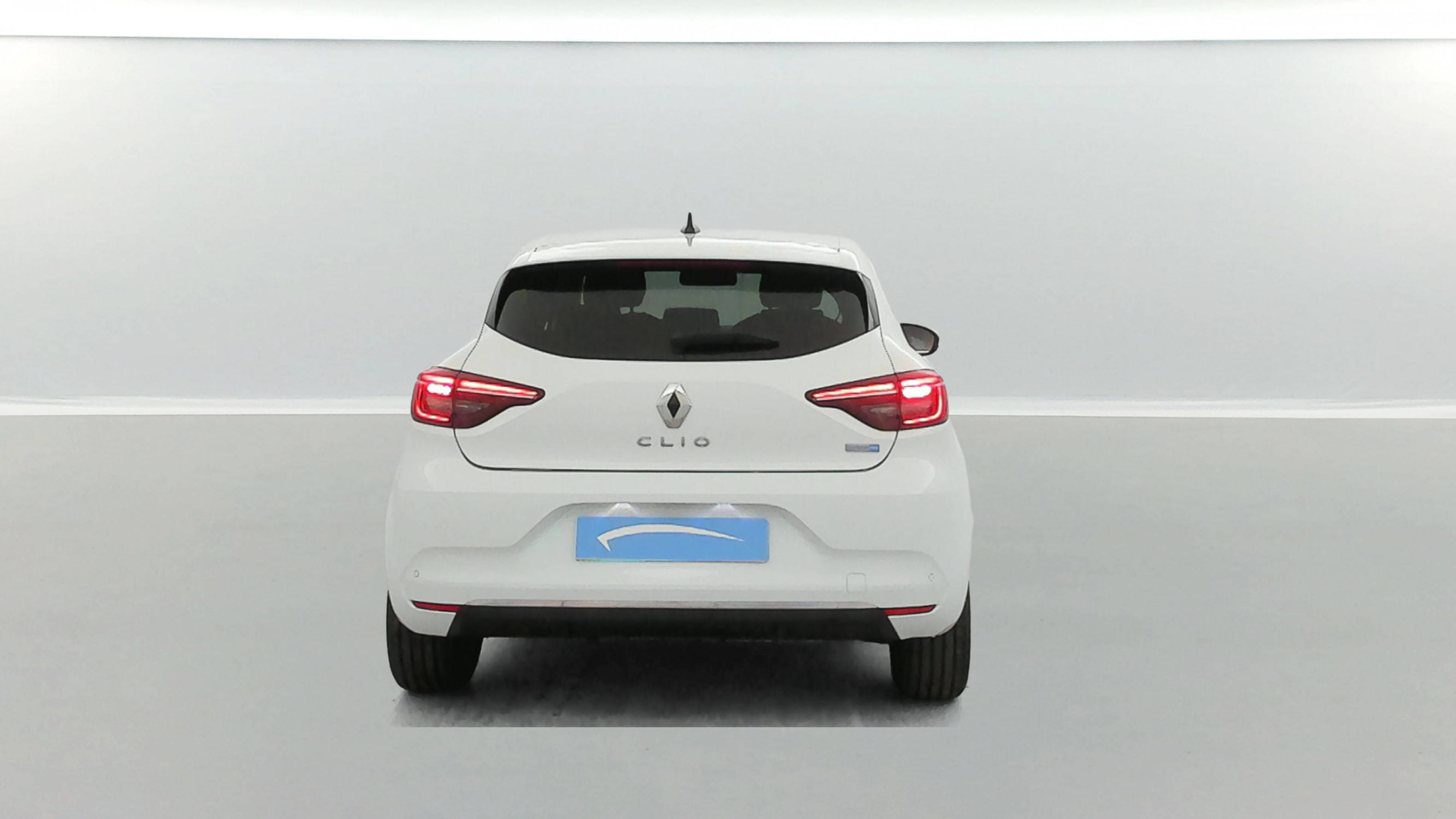 Vente en ligne Renault Clio 5 Clio E-Tech full hybrid 145 au prix de 16 740 €