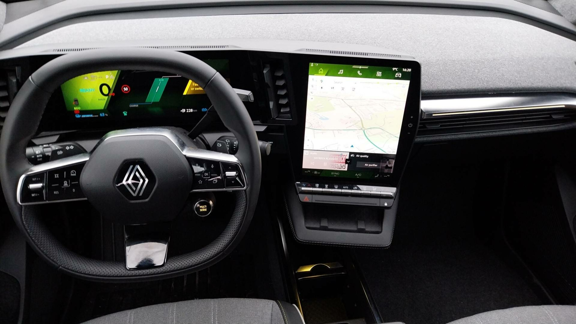 Vente en ligne Renault Scenic E-Tech  220 ch grande autonomie au prix de 35 990 €