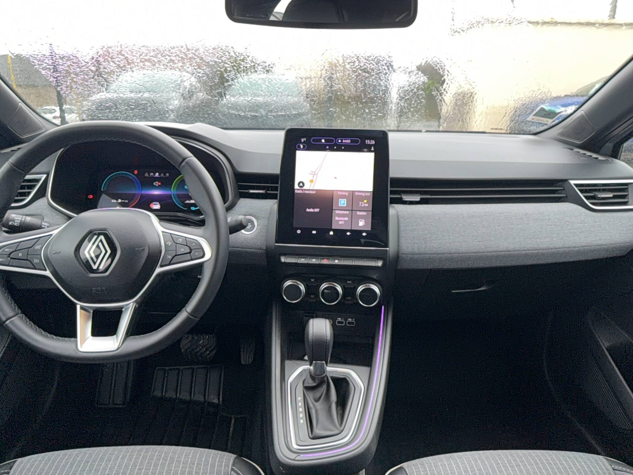 Vente en ligne Renault Clio 5 Clio E-Tech full hybrid 145 au prix de 19 680 €