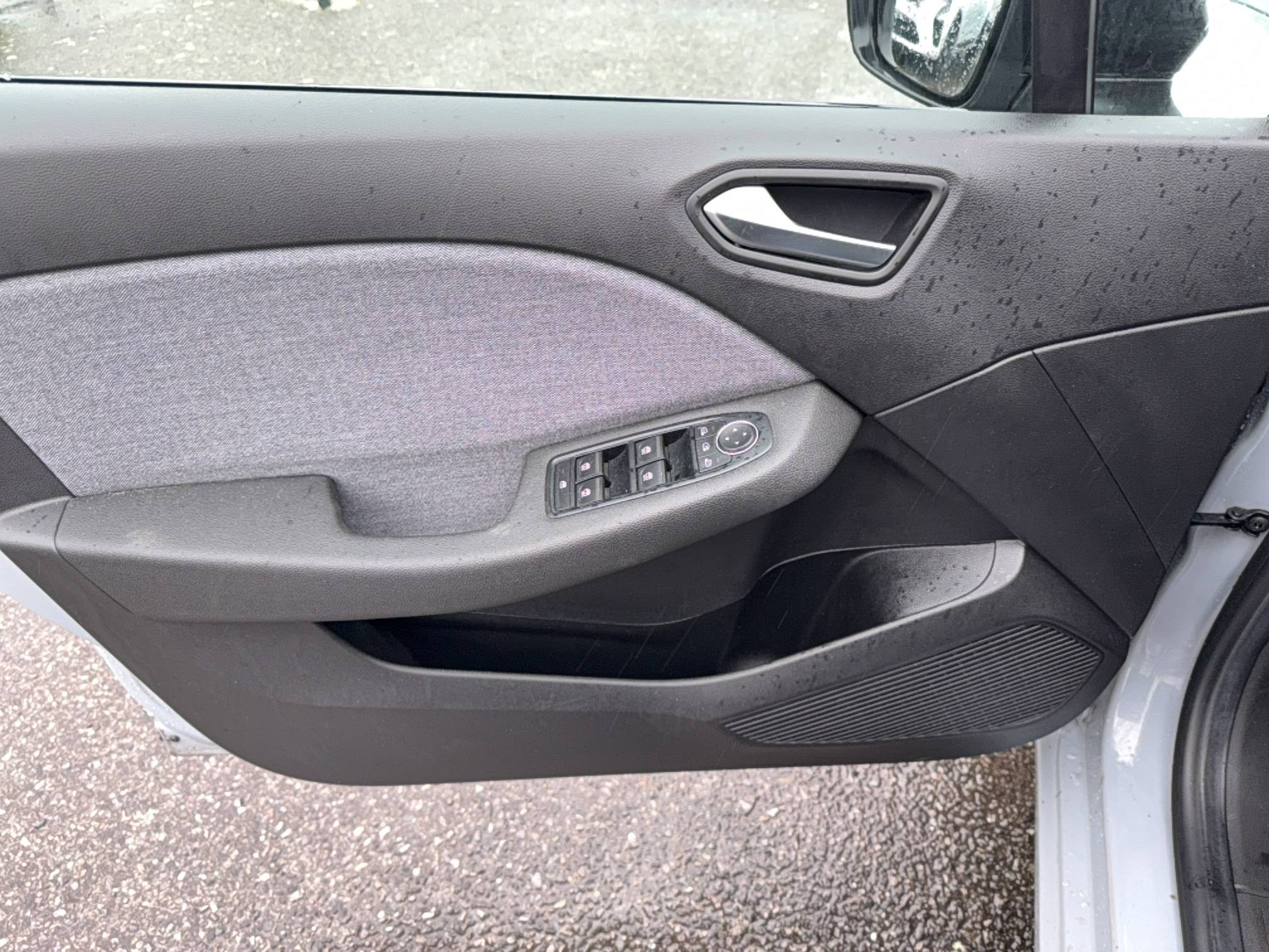 Vente en ligne Renault Clio 5 Clio E-Tech full hybrid 145 au prix de 19 680 €