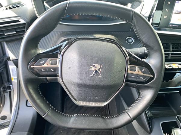 Vente en ligne Peugeot E-2008  136 ch au prix de 14 990 €