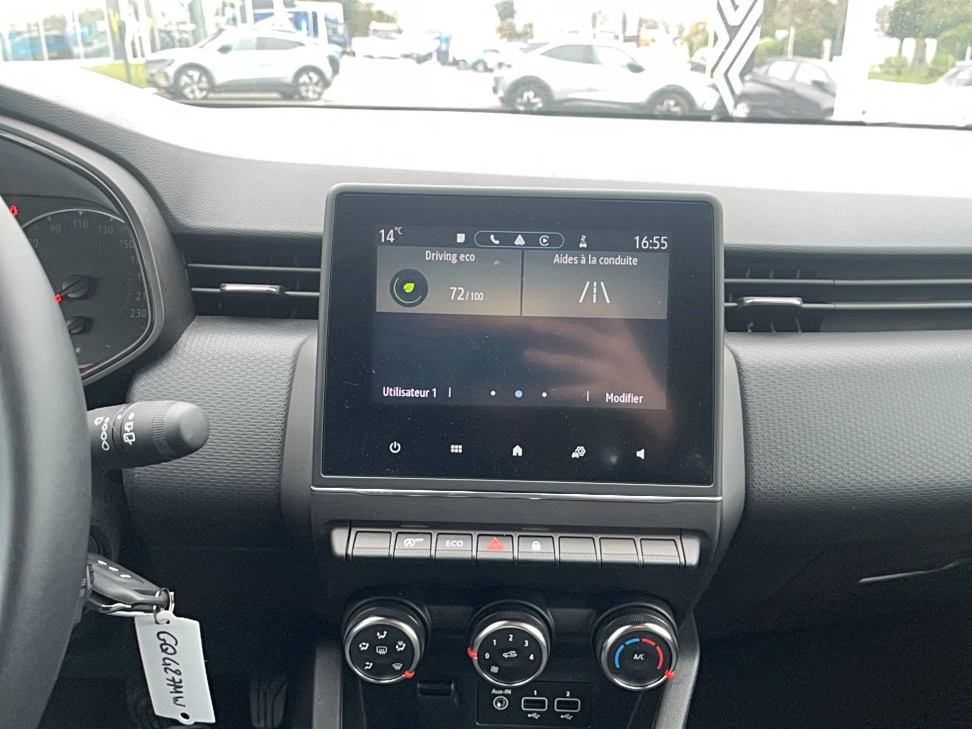 Vente en ligne Renault Clio 5 Clio TCe 90 au prix de 13 990 €