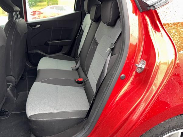 Vente en ligne Renault Clio 5 Clio Eco-G 100 ch GSR2 au prix de 16 890 €