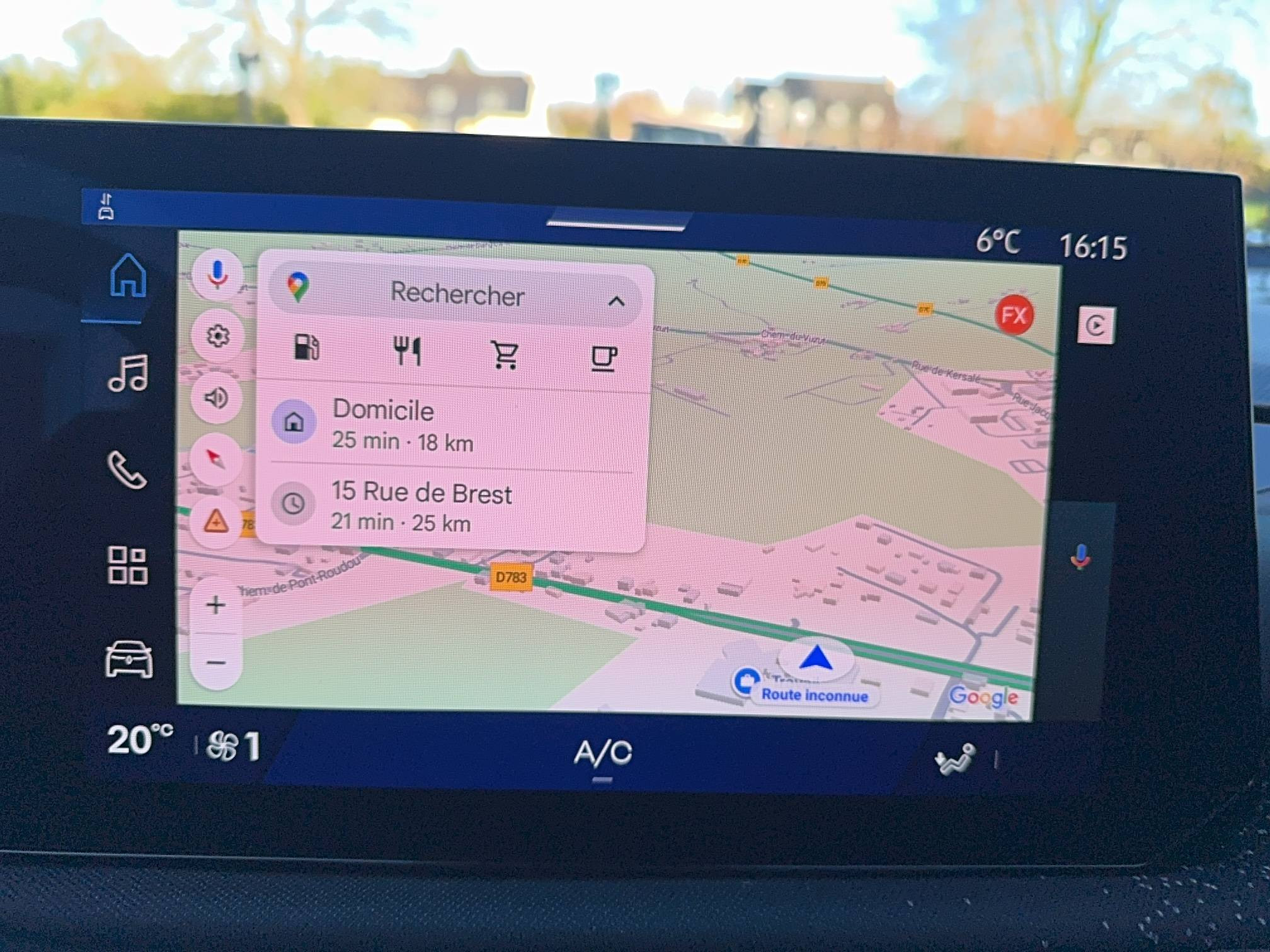 Vente en ligne Renault Clio 6 Clio E-Tech full hybrid 160 ch au prix de 28 200 €