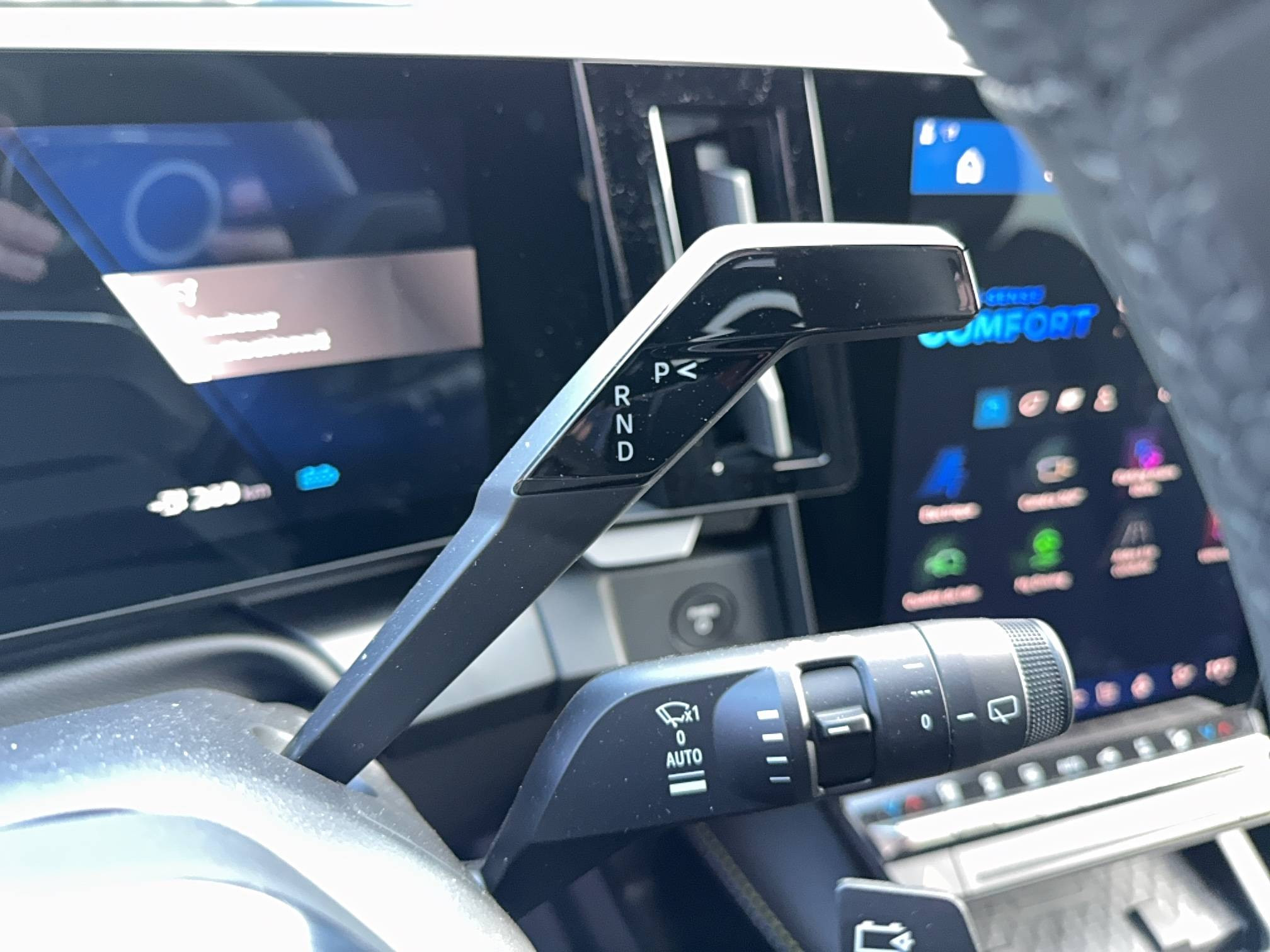 Vente en ligne Renault Megane E-Tech  220 ch autonomie confort GSR2 au prix de 41 790 €