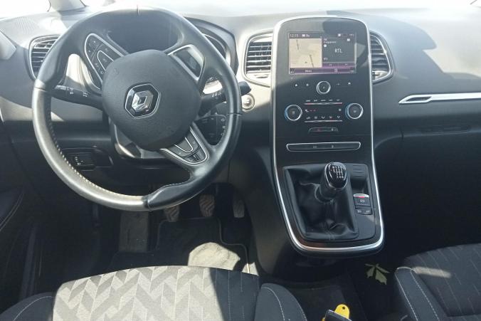 Vente en ligne Renault Scenic 4 Scenic Blue dCi 120 au prix de 16 490 €