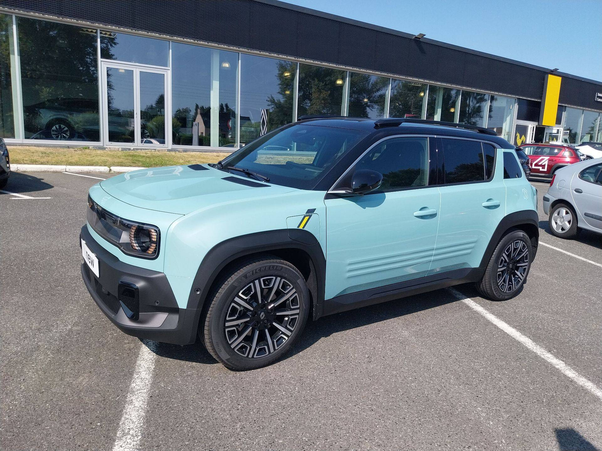 Renault R4 E-Tech  150 ch autonomie confort occasion de 2025 en vente à Concarneau