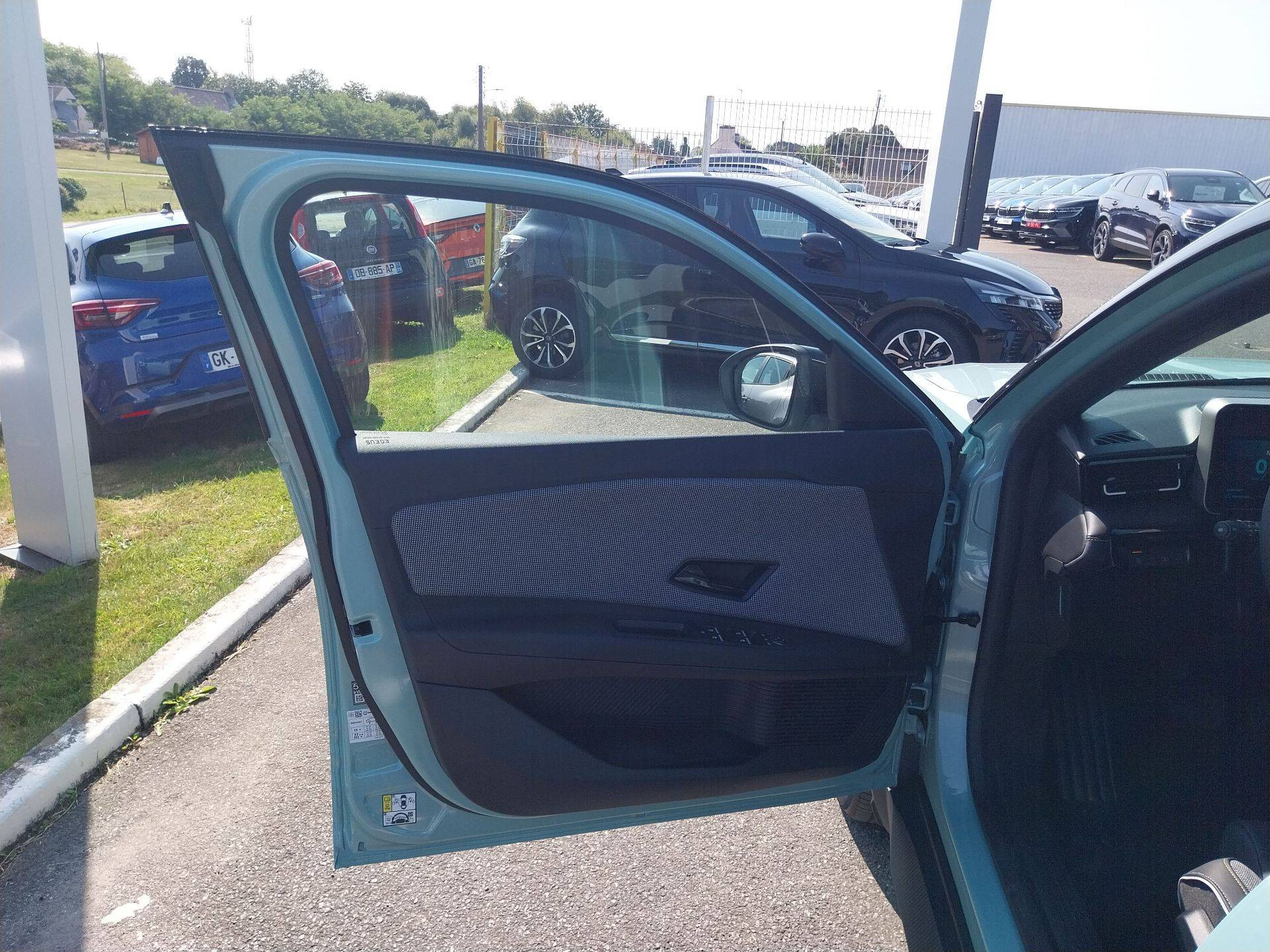 Vente en ligne Renault R4 E-Tech  150 ch autonomie confort au prix de 38 140 €