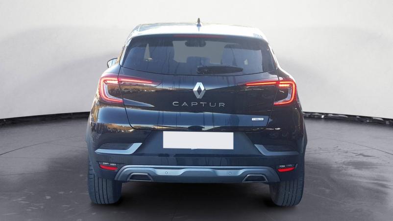 Vente en ligne Renault Captur  mild hybrid 160 EDC au prix de 24 400 €