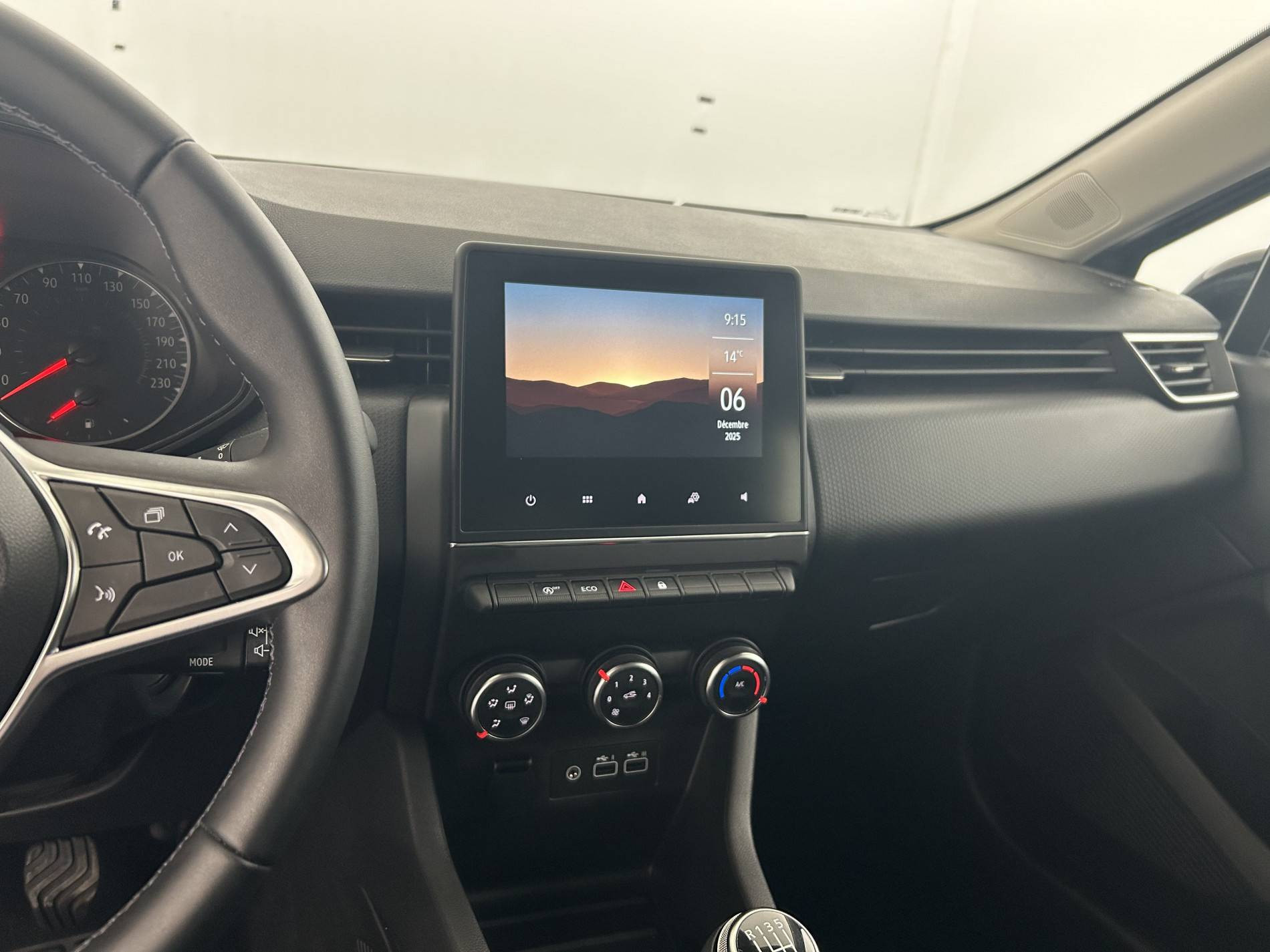 Vente en ligne Renault Clio 5 Clio TCe 90 au prix de 14 490 €