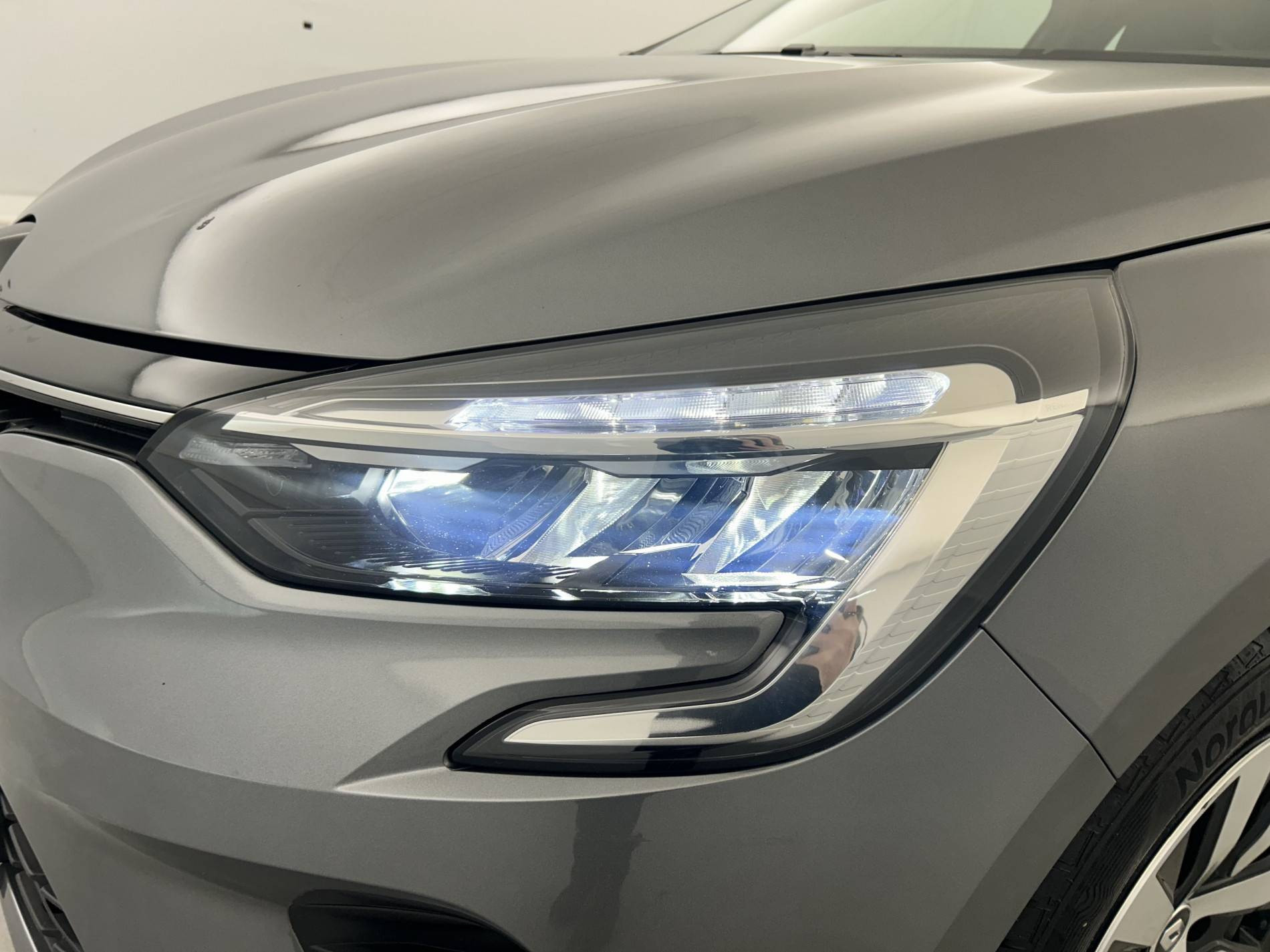 Vente en ligne Renault Clio 5 Clio TCe 90 au prix de 14 490 €