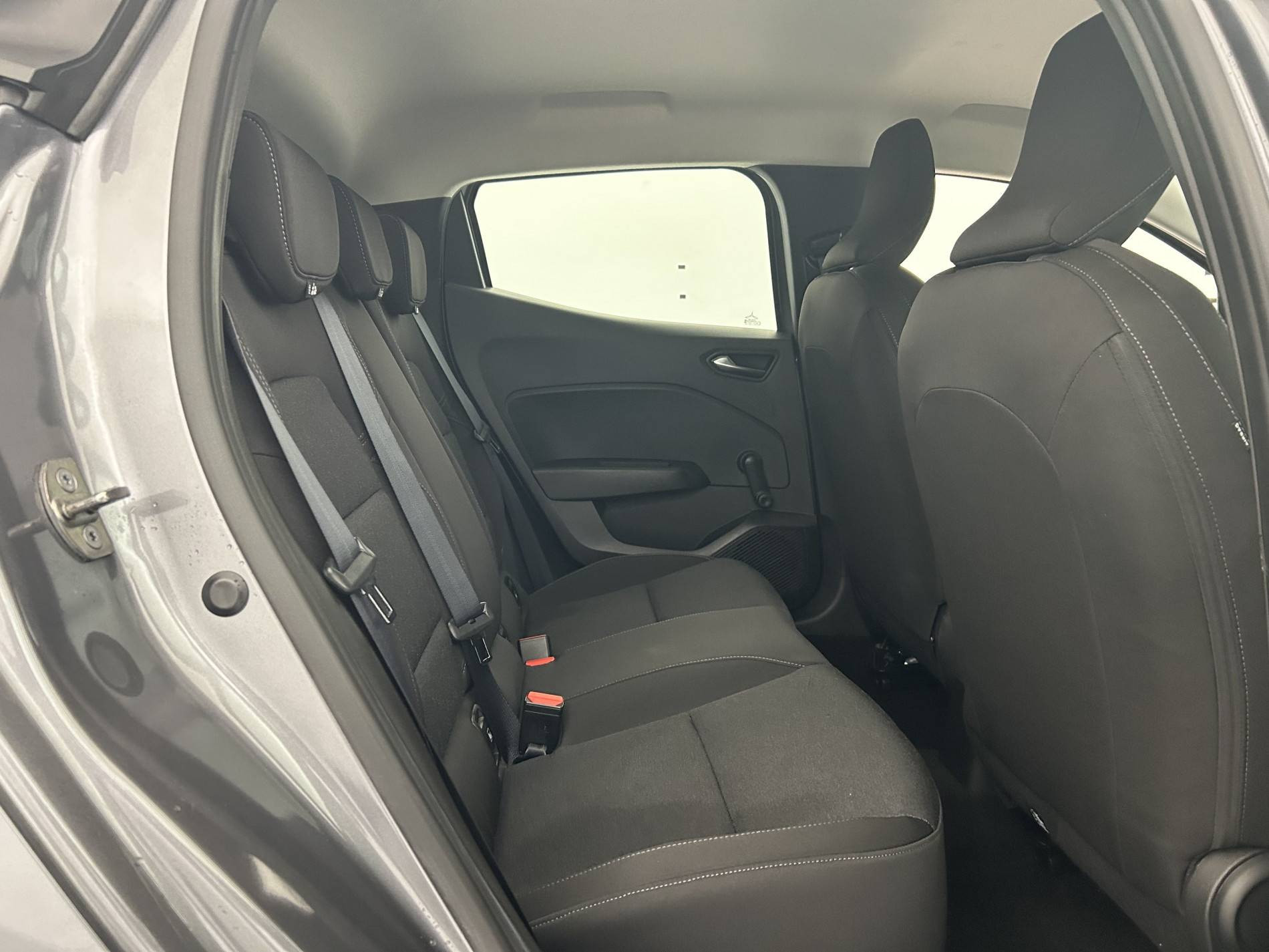 Vente en ligne Renault Clio 5 Clio TCe 90 au prix de 14 490 €