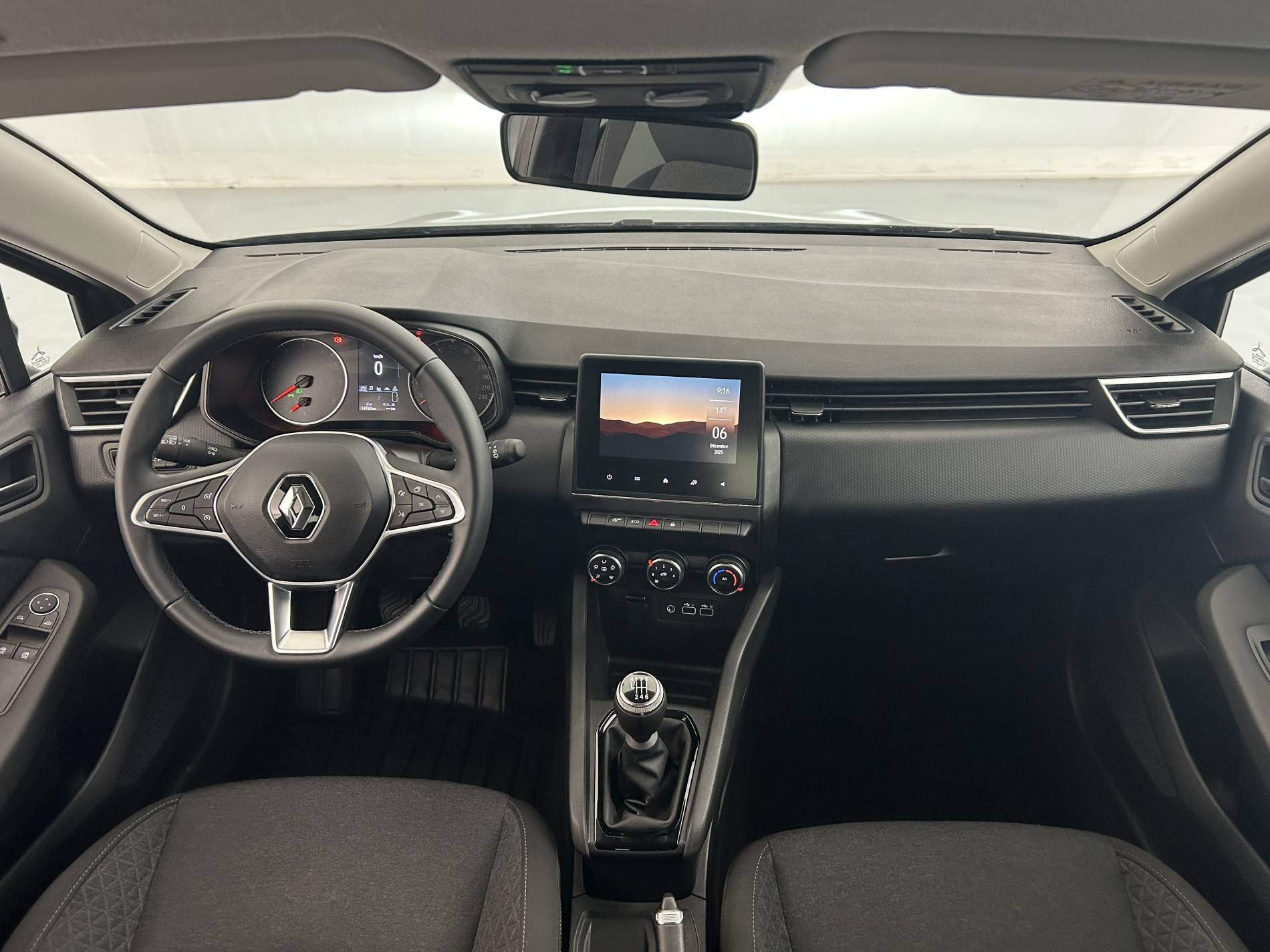 Vente en ligne Renault Clio 5 Clio TCe 90 au prix de 14 490 €