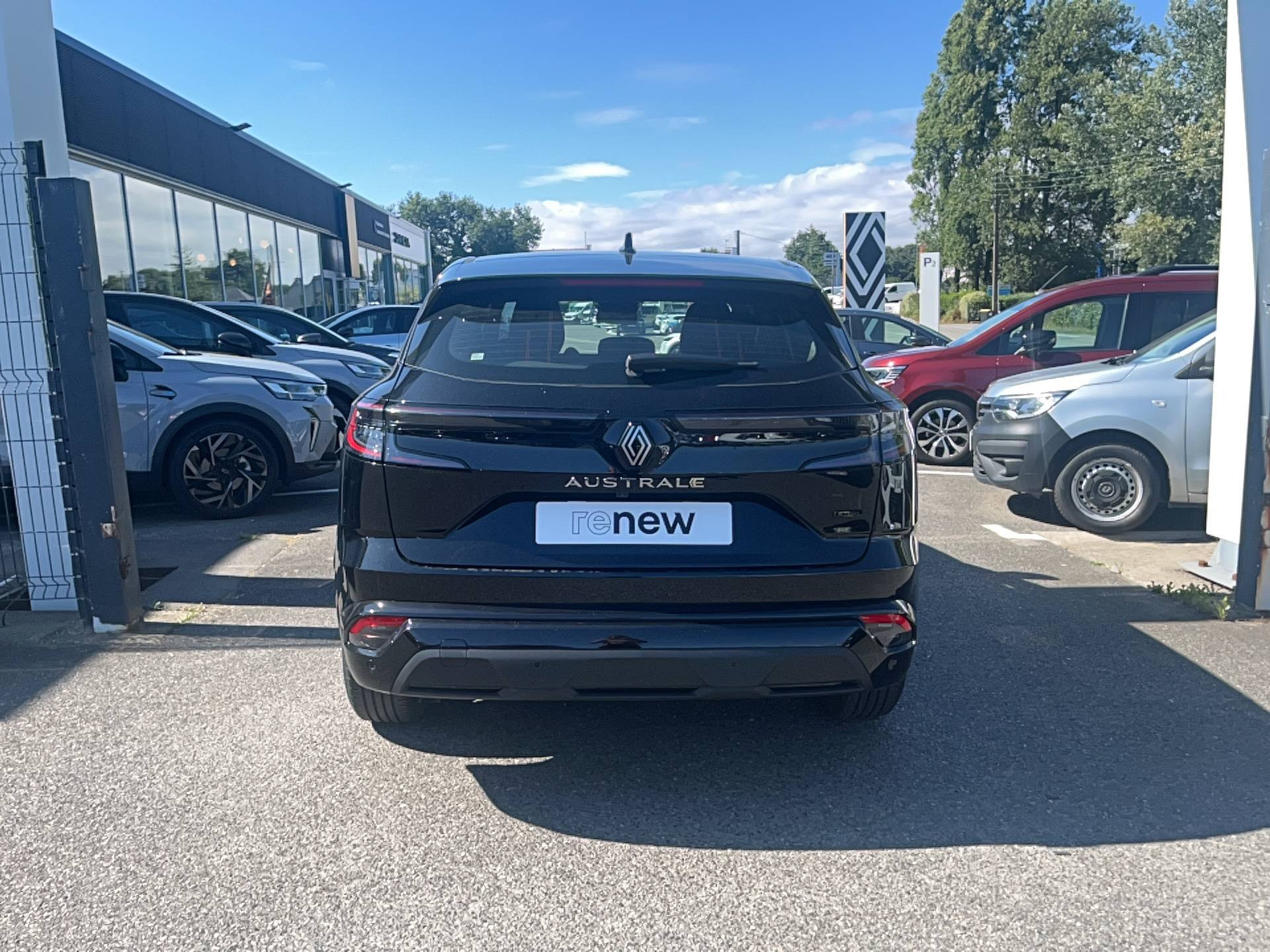 Renault Austral  E-Tech hybrid 200 occasion de 2024 en vente à Concarneau