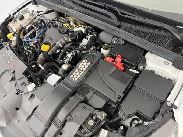 Vente en ligne Renault Megane 4 Mégane IV Berline Blue dCi 115 au prix de 15 990 €