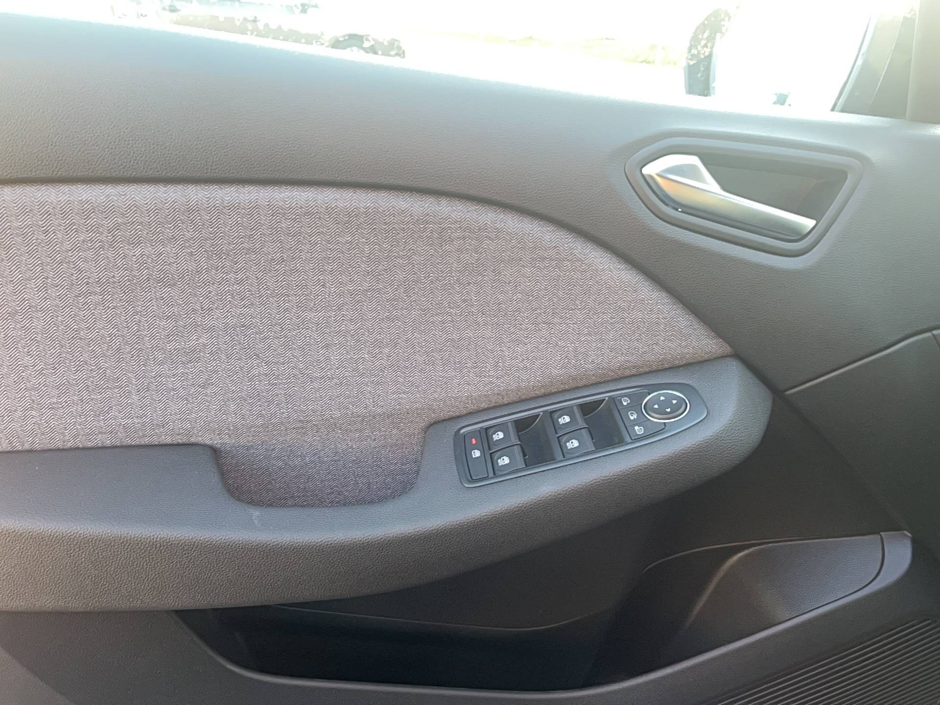 Vente en ligne Renault Clio 5 Clio E-Tech full hybrid 145 ch GSR2 au prix de 27 450 €