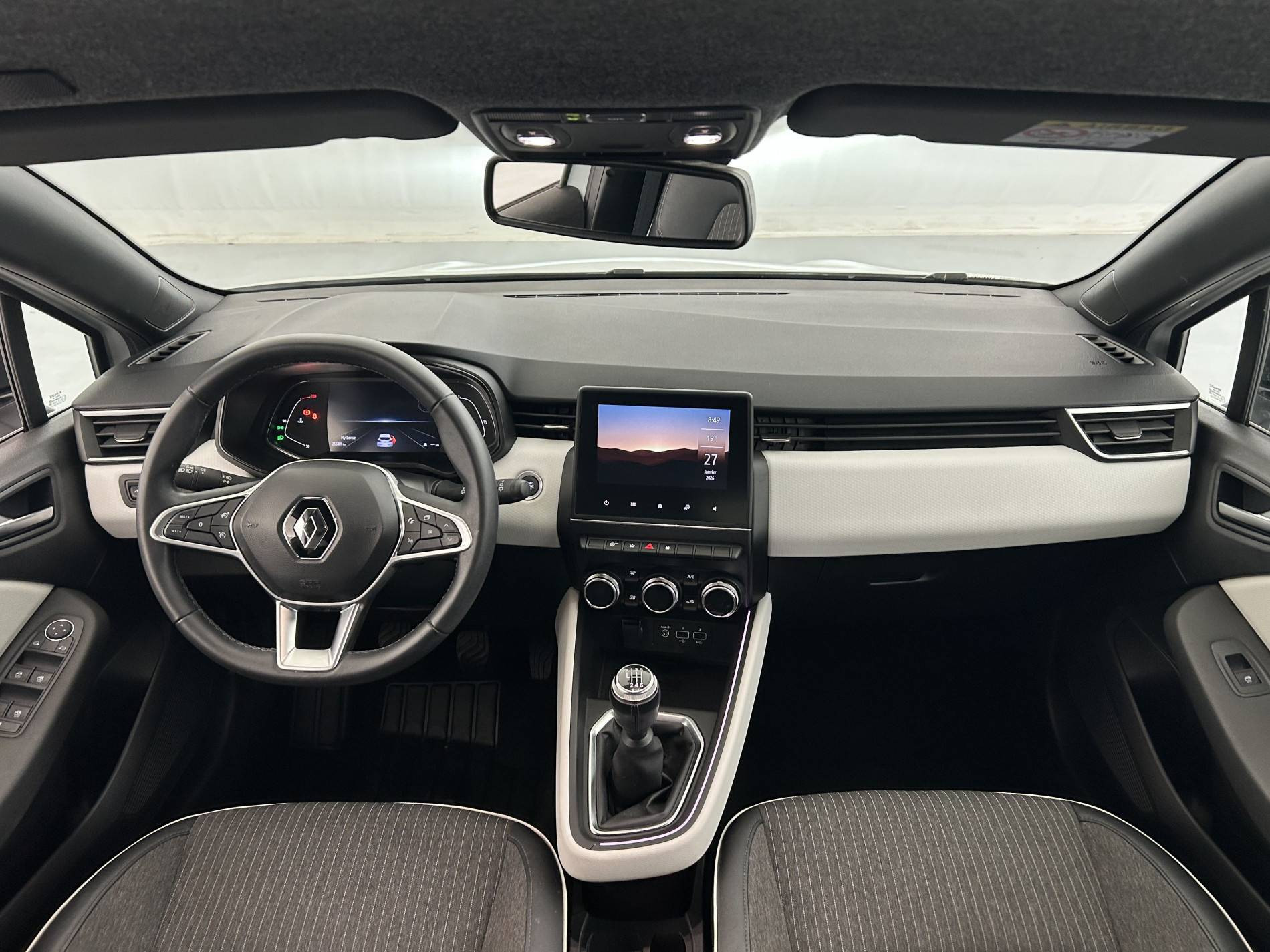 Vente en ligne Renault Clio 5 Clio TCe 90 au prix de 16 380 €