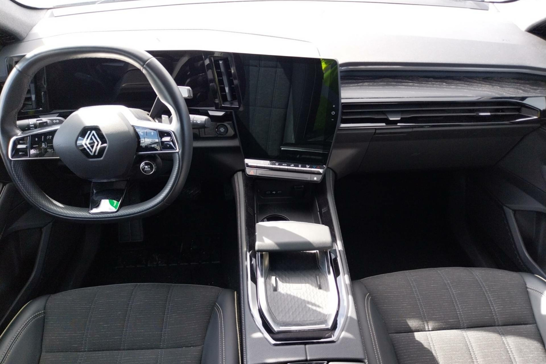 Vente en ligne Renault Austral  E-Tech hybrid 200 au prix de 30 890 €