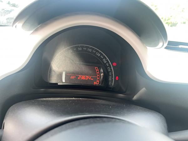Vente en ligne Renault Twingo 3  SCe 65 - 21 au prix de 11 490 €