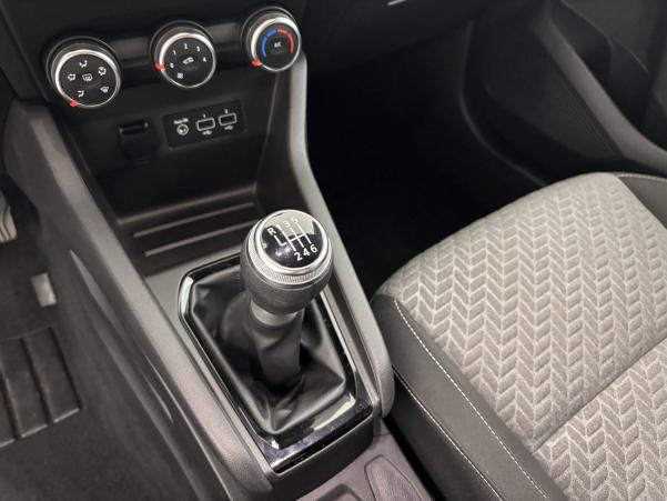 Vente en ligne Renault Clio 5 Clio TCe 90 - 21N au prix de 14 490 €