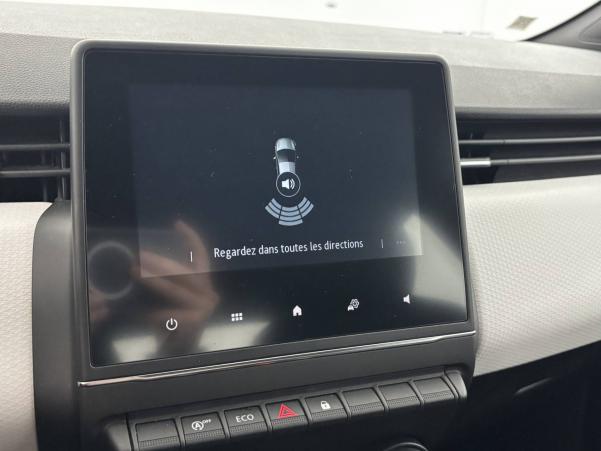 Vente en ligne Renault Clio 5 Clio TCe 90 - 21N au prix de 14 490 €