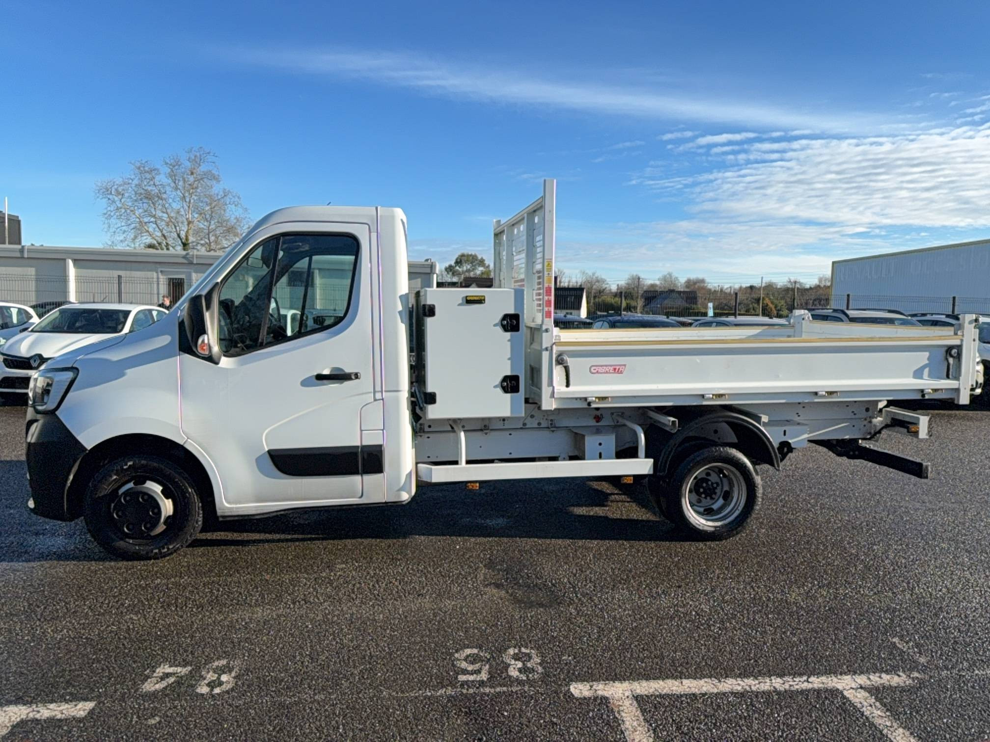 Vente en ligne Renault Master 3 Châssis Cabine MASTER CC PROP RJ3500 L3 BLUE DCI 145 EURO VI au prix de 34 990 €