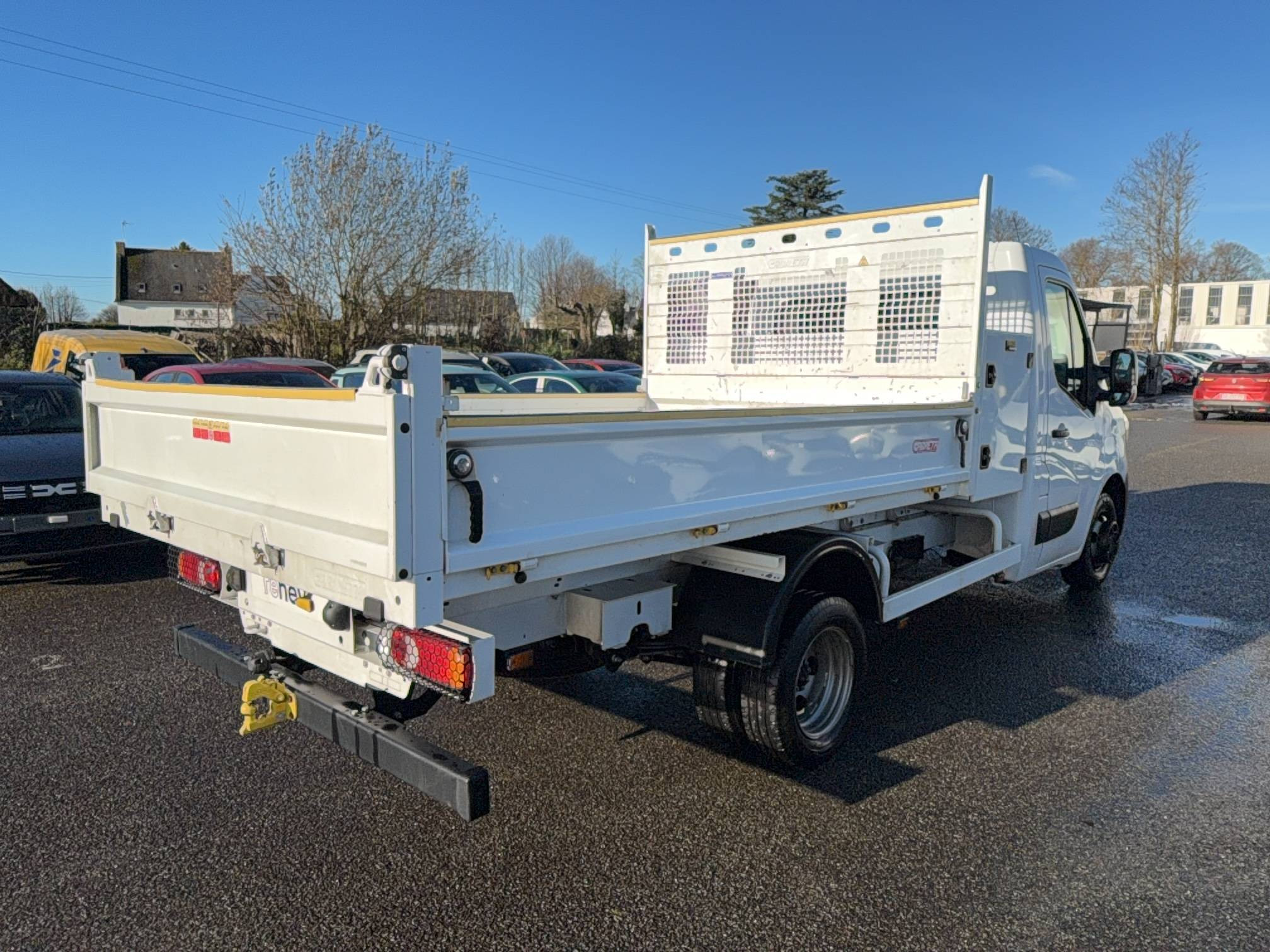 Vente en ligne Renault Master 3 Châssis Cabine MASTER CC PROP RJ3500 L3 BLUE DCI 145 EURO VI au prix de 34 990 €