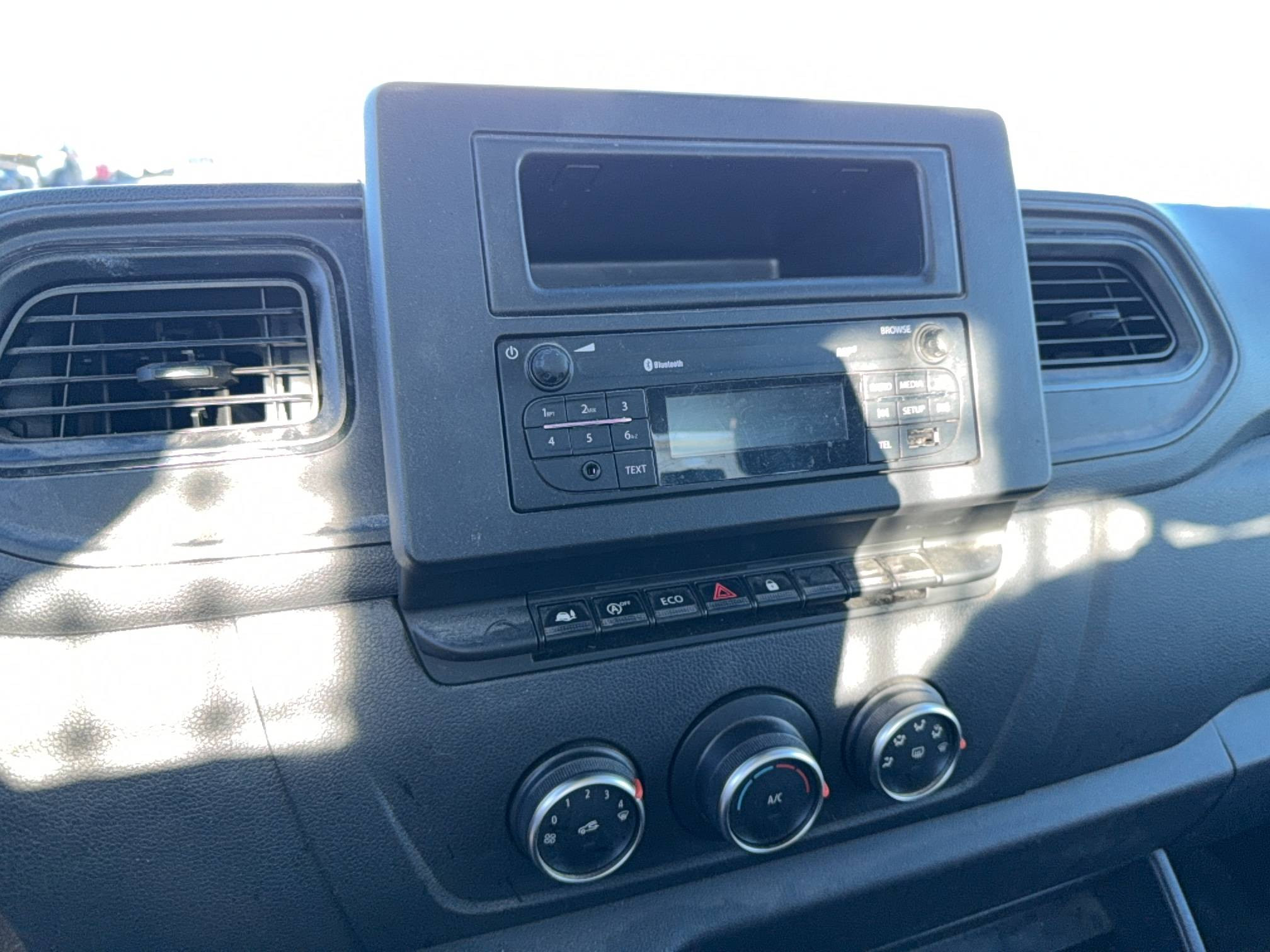 Vente en ligne Renault Master 3 Châssis Cabine MASTER CC PROP RJ3500 L3 BLUE DCI 145 EURO VI au prix de 34 990 €