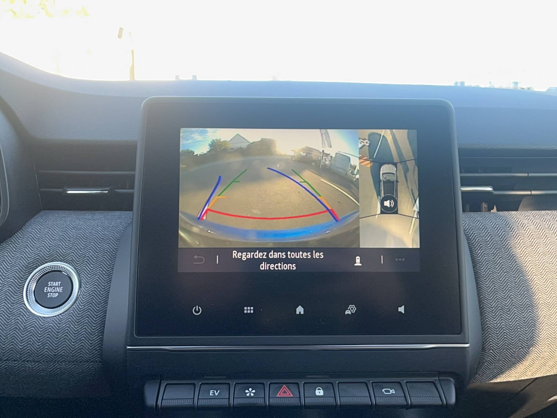 Vente en ligne Renault Clio 5 Clio E-Tech full hybrid 145 ch GSR2 au prix de 27 450 €