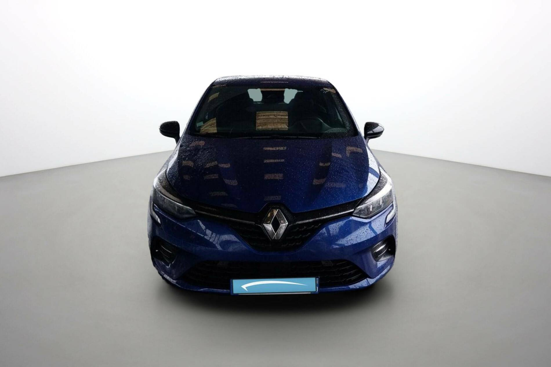 Vente en ligne Renault Clio 5 Clio E-Tech 140 - 21N au prix de 16 790 €