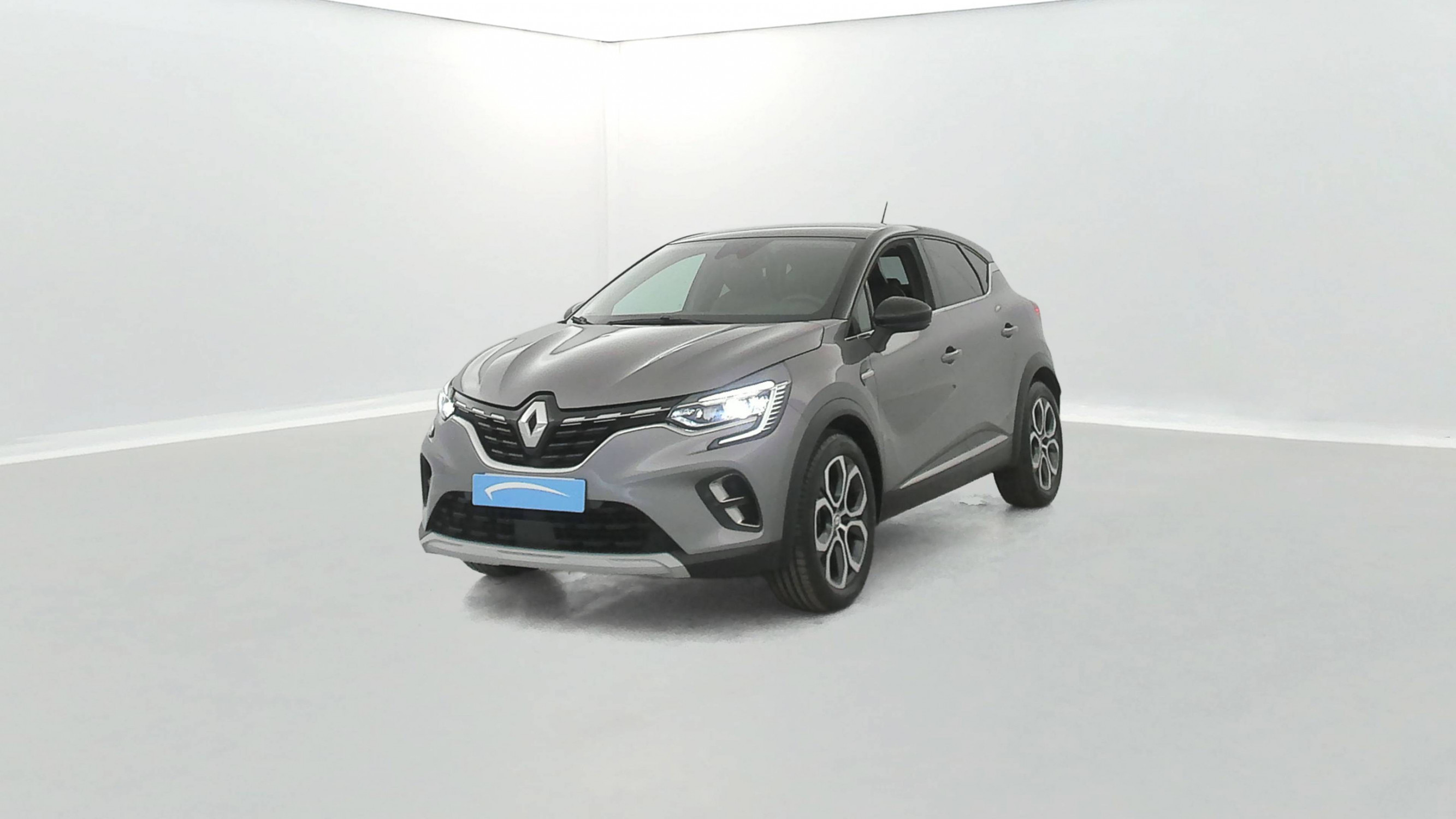 Renault Captur  E-Tech 145 - 21 occasion de 2022 en vente à Concarneau