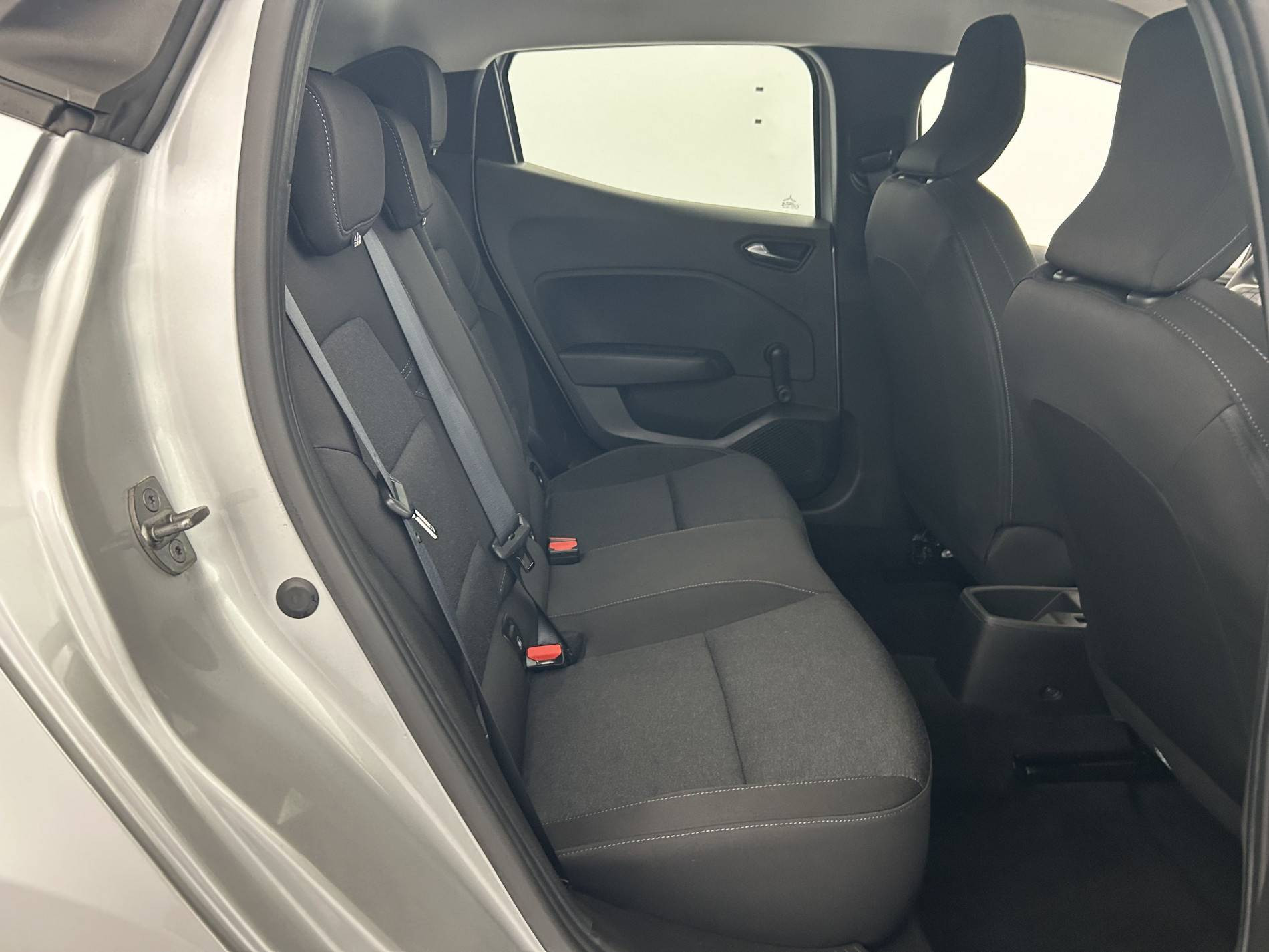 Vente en ligne Renault Clio 5 Clio TCe 90 au prix de 14 290 €