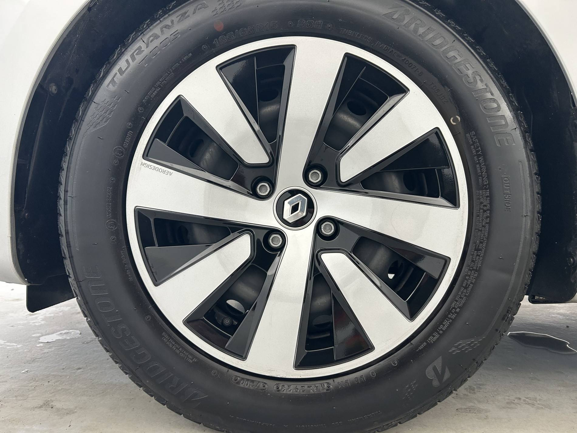 Vente en ligne Renault Clio 5 Clio TCe 90 au prix de 14 290 €