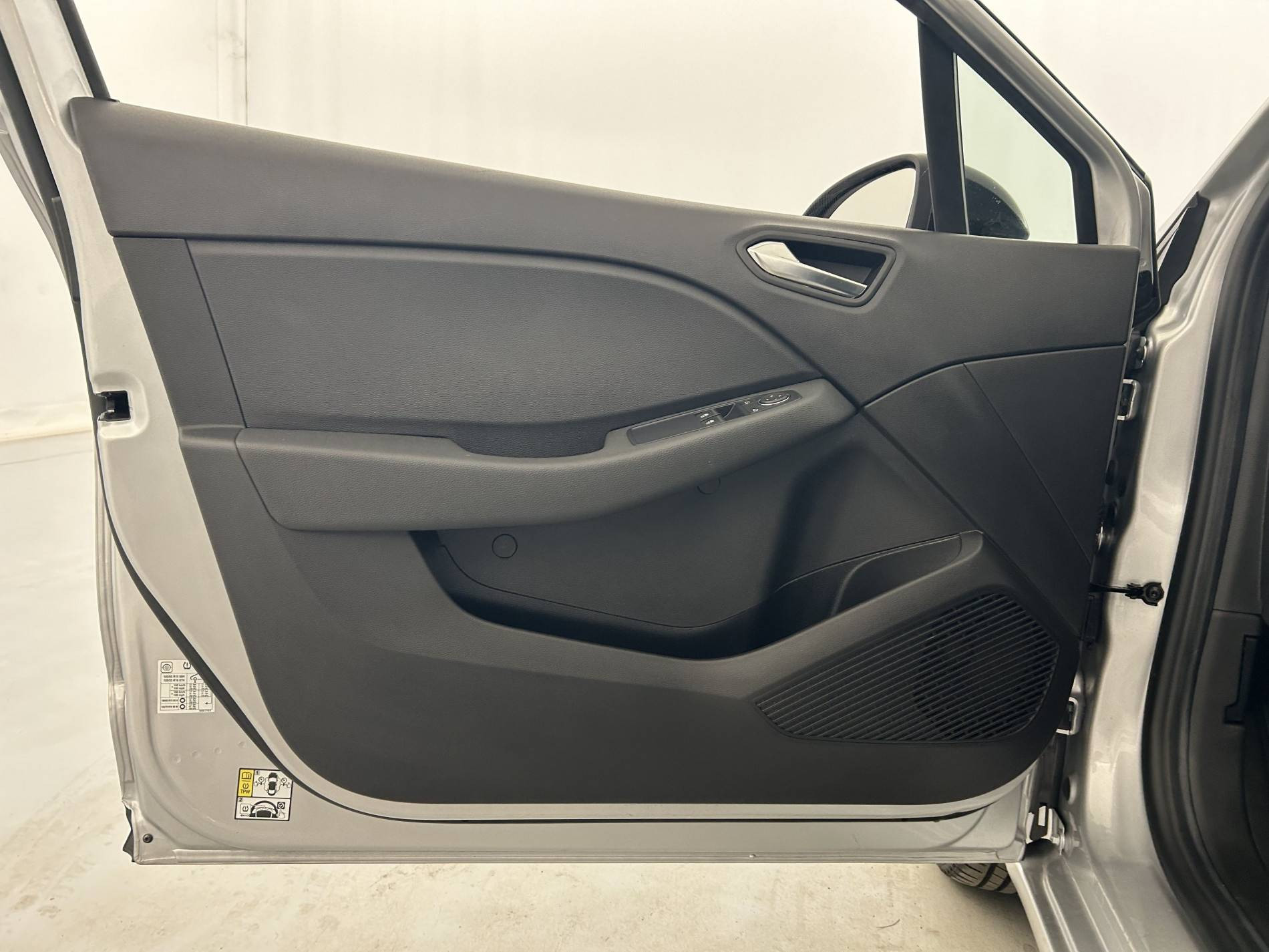 Vente en ligne Renault Clio 5 Clio TCe 90 au prix de 14 290 €