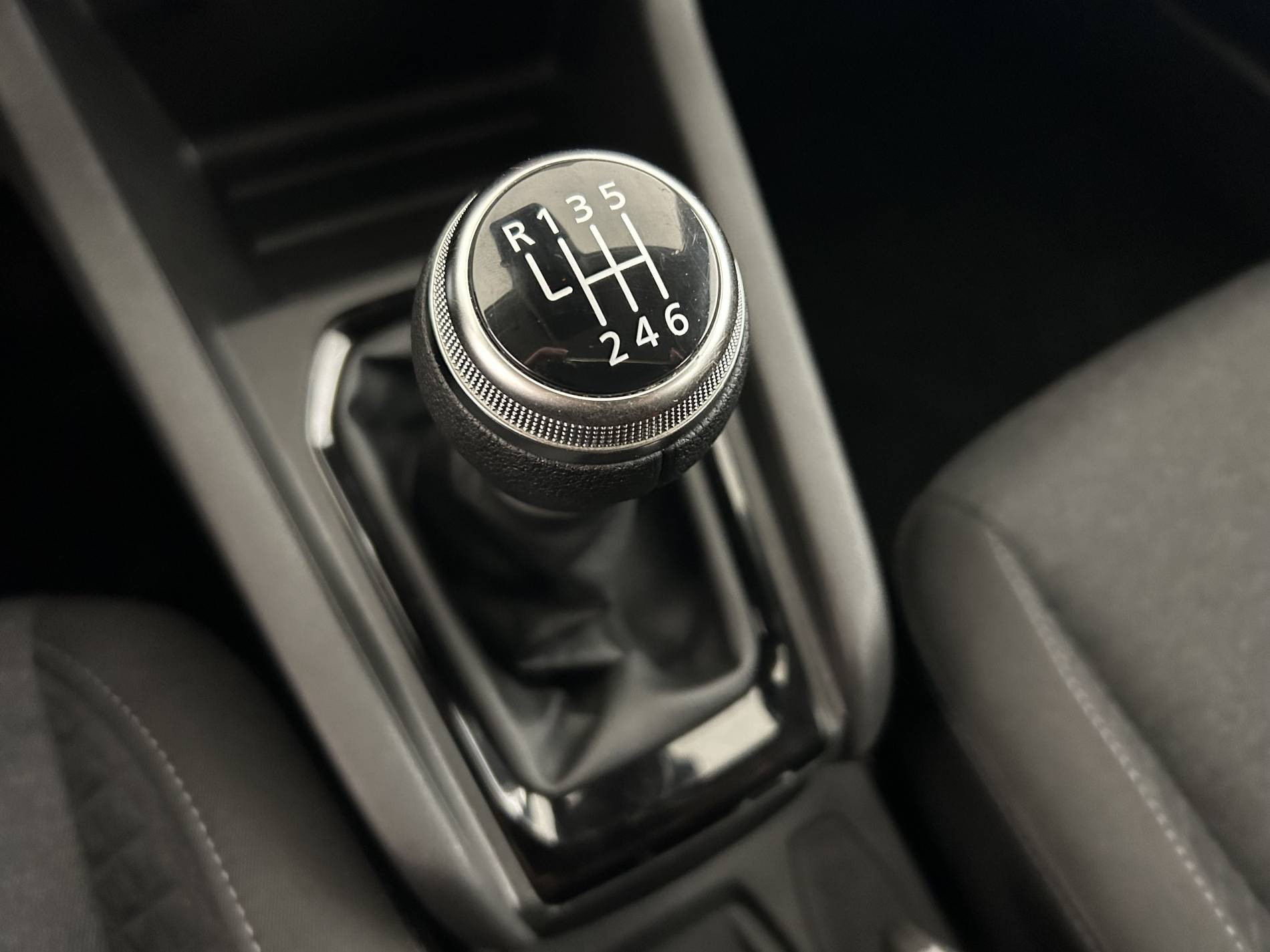 Vente en ligne Renault Clio 5 Clio TCe 90 au prix de 14 290 €