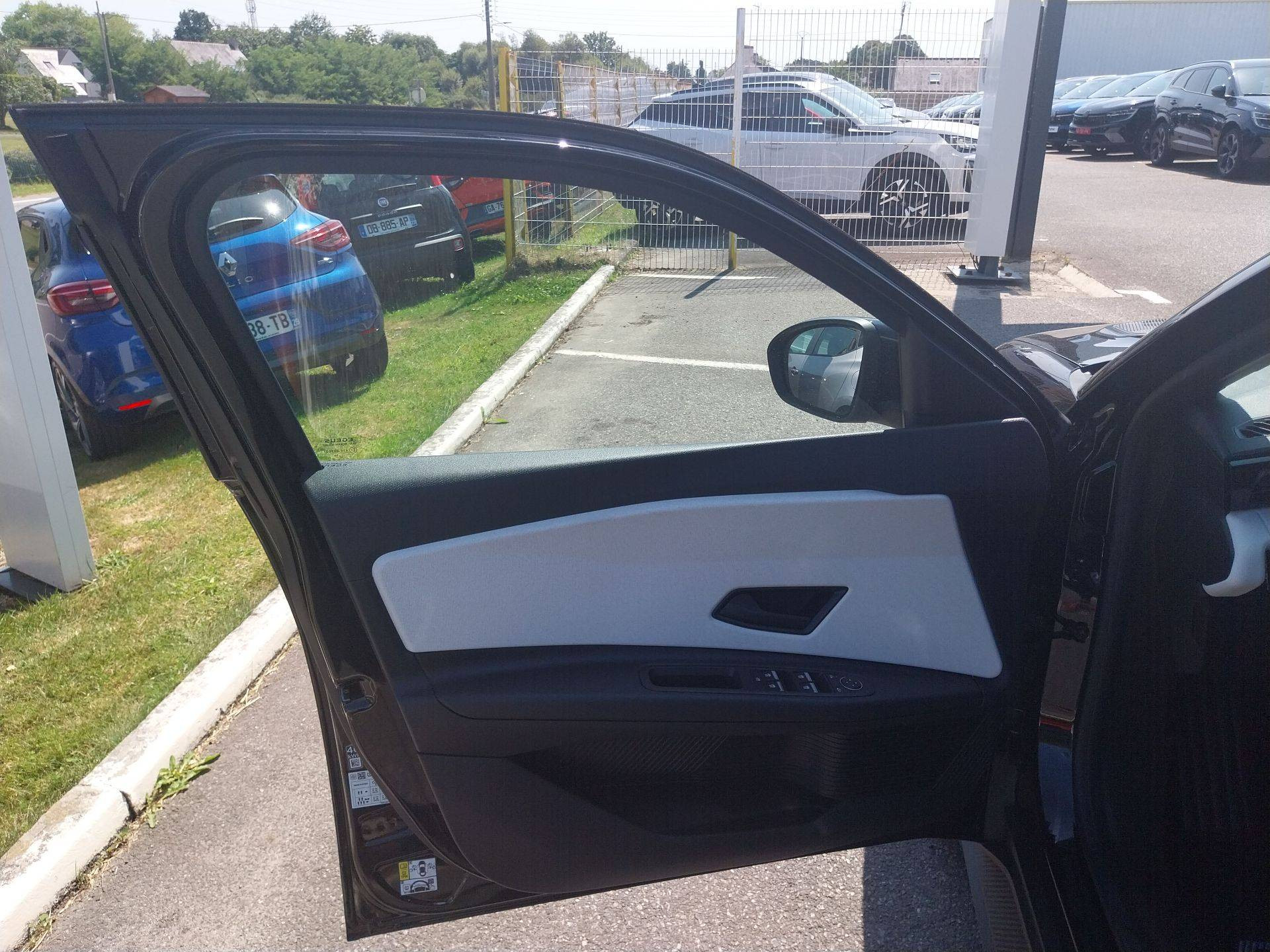 Vente en ligne Renault R5 E-Tech  120 ch autonomie urbaine au prix de 28 640 €