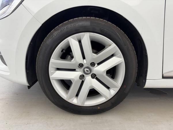 Vente en ligne Renault Clio 5 Clio TCe 90 - 21N au prix de 13 790 €