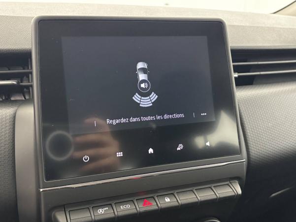 Vente en ligne Renault Clio 5 Clio TCe 90 - 21N au prix de 13 790 €